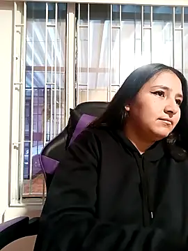 Snapshot of Cute_Penelope chatting on October 15, 11:35 am Cute Penelope online show from October 15, 11:35 am