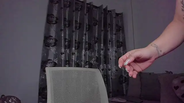 isabela-duran online show from November 8, 1:54 am