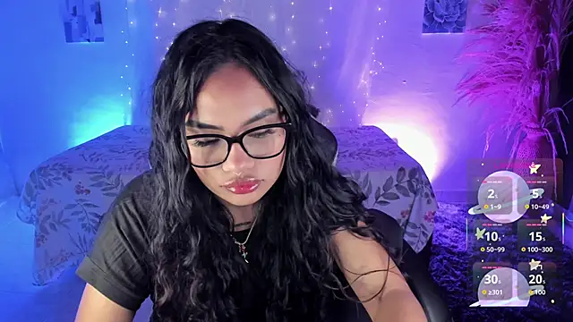 Riana Kean online show from November 24, 10:39 am