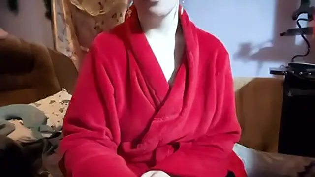  Kitti  online show from January 12, 6:02 pm