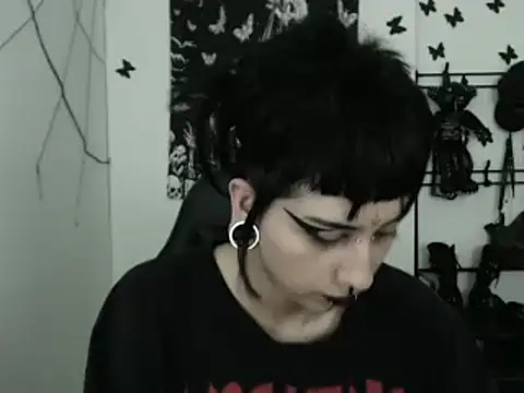 Snapshot of dakota_krall__ chatting on October 22, 3:44 am dakota krall online show from October 22, 3:44 am