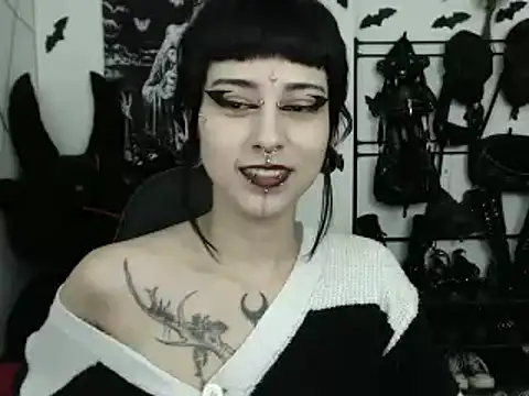 dakota krall   online show from April 24, 2:58 am