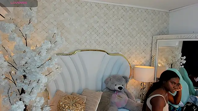 Snapshot of IsabellaBromsS chatting on October 8, 9:30 pm IsabellaBromsS online show from October 8, 9:30 pm