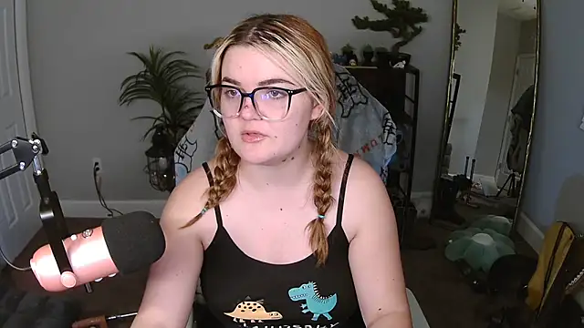 Briiantix online show from February 15, 3:42 am