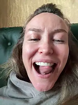 LovenseLush online show from April 24, 5:16 pm