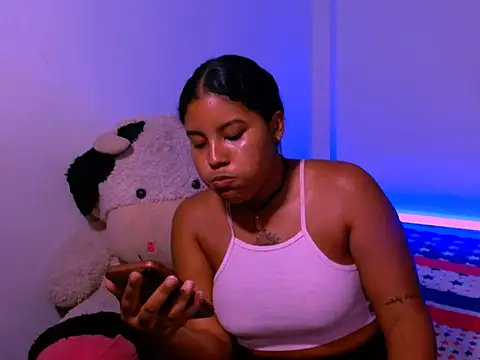 ladypussy69 online show from November 11, 3:46 am