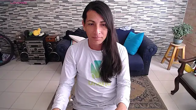 VioletaGomezCo online show from May 13, 4:35 pm