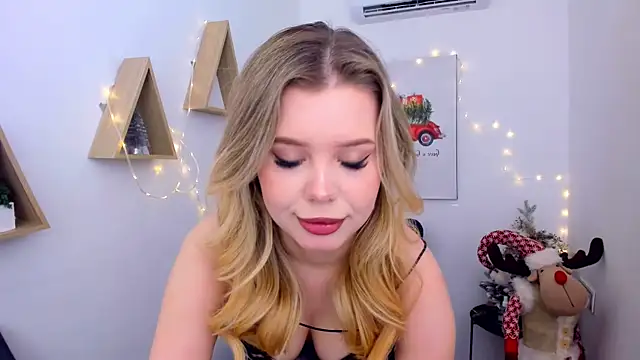 FollowLovee online show from December 17, 11:36 am