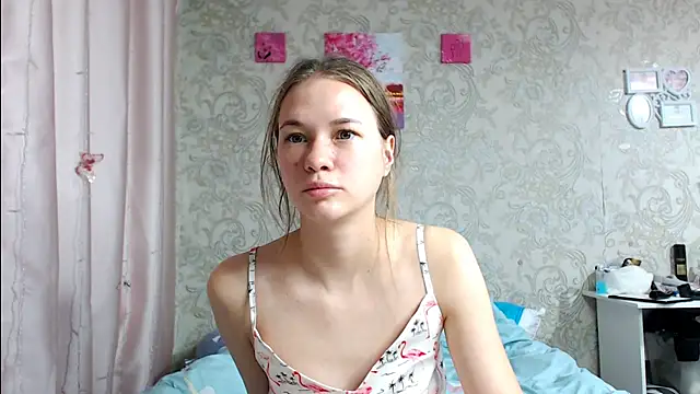 leila bambi  online show from September 23, 2:48 pm