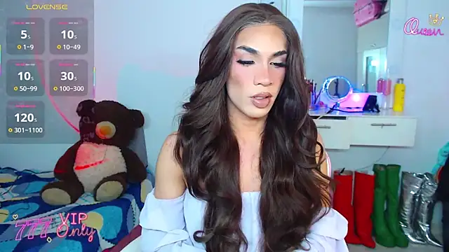 camila hootie online show from April 6, 8:32 pm