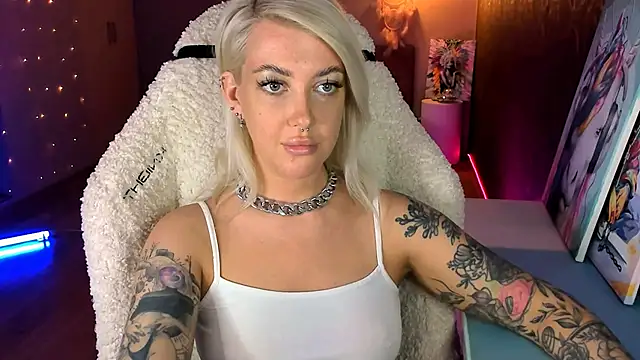 tykioty Miley online show from May 15, 1:25 pm