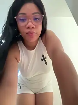 ashley Tompson1 online show from November 19, 12:27 pm