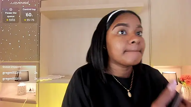 tamaraa smiith online show from November 5, 7:52 pm