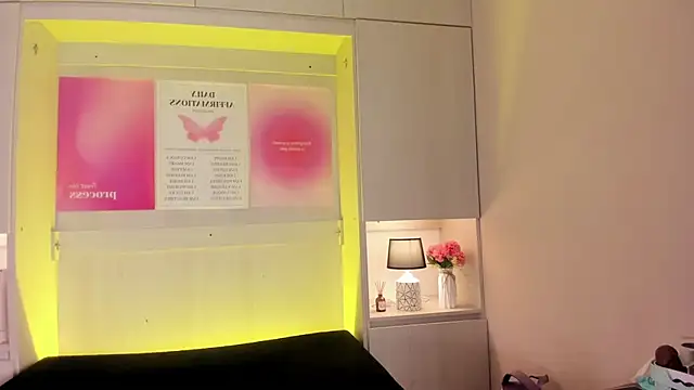 tamaraa smiith online show from January 31, 7:34 pm