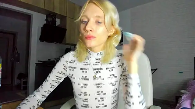  Alice Kitty online show from December 21, 3:49 pm