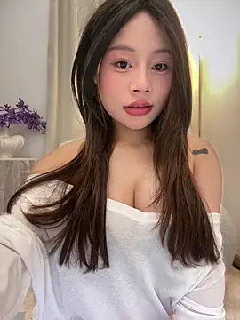 LuLuNaNa11 online show from May 28, 10:35 am