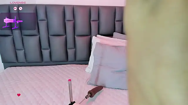 Abbyadams online show from November 29, 3:10 am