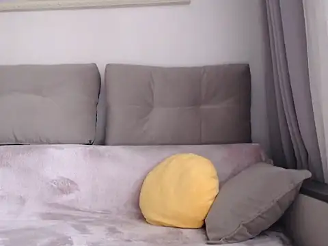  JustmeHere  online show from April 8, 6:04 am