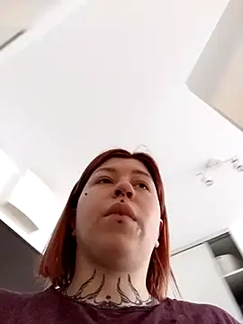 divine eve online show from April 17, 9:11 am