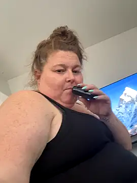 BBW2320 online show from September 28, 6:57 pm