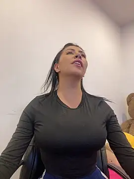 Alanna atm  online show from June 4, 2:43 pm