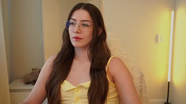Ester Hill online show from July 14, 4:28 am