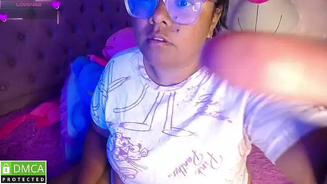 KittyHot20 online show from December 5, 5:36 pm