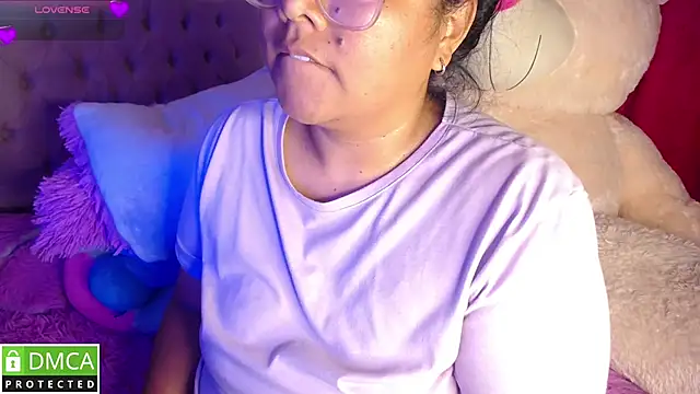 KittyHot20 online show from November 24, 2:13 am