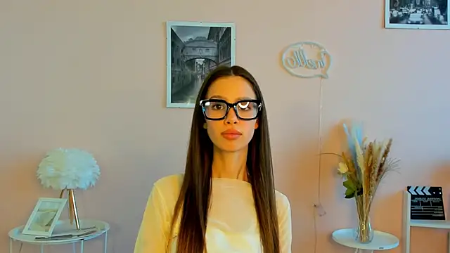 AnabelHun online show from May 23, 5:50 am