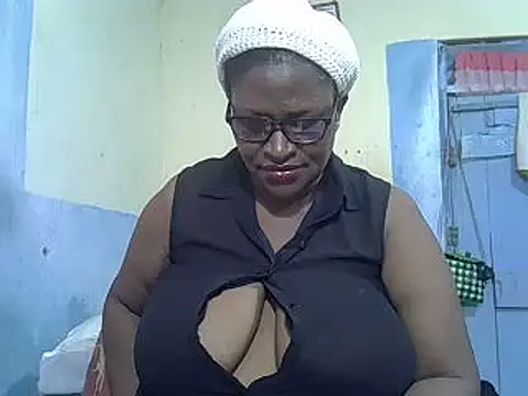 sexy bigboobss online show from November 5, 7:24 am