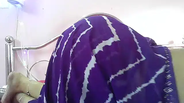 Laal-Pari online show from December 4, 9:22 am