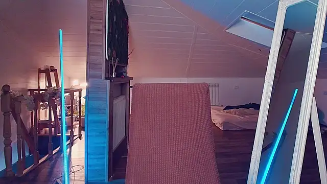 Meowroslava online show from April 16, 10:15 am