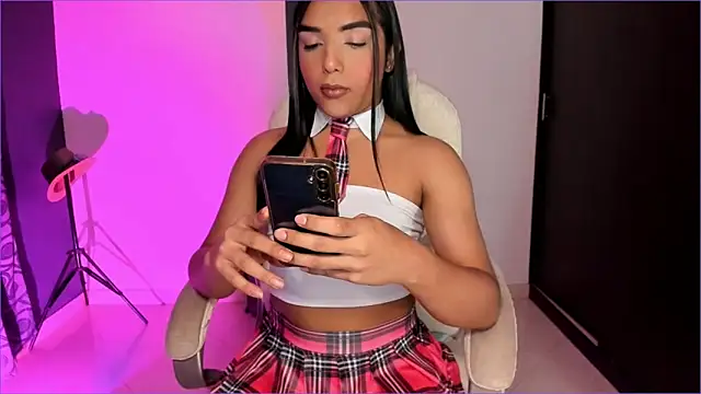 CandyLatinHott online show from October 31, 12:01 am