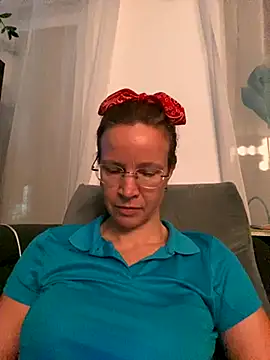 AnnikaRose online show from November 27, 7:22 am