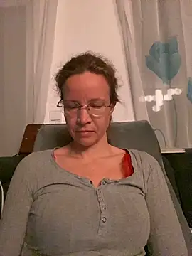 AnnikaRose online show from November 21, 6:59 am