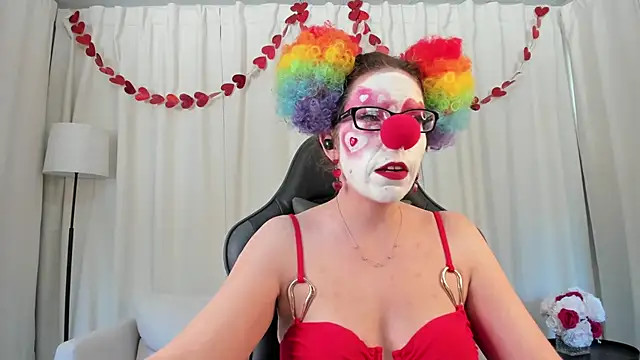 SaraDesirexo online show from February 13, 3:57 pm