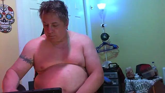 Snapshot of Mic_Oxinner chatting on September 29, 4:06 am Mic Oxinner online show from September 29, 4:06 am