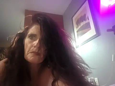 Snapshot of Avaivory chatting on October 21, 5:22 am Avaivory online show from October 21, 5:22 am