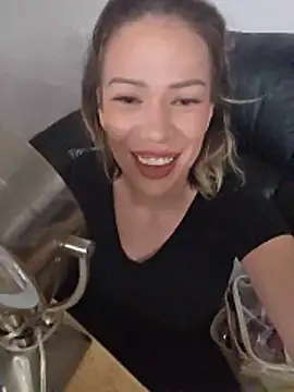 kianaxxx online show from June 4, 3:38 pm