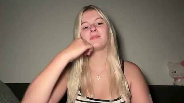 Allylove03 online show from June 18, 4:25 am