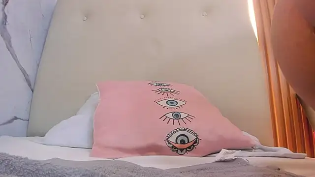 LAILAMORFY online show from March 3, 12:11 pm