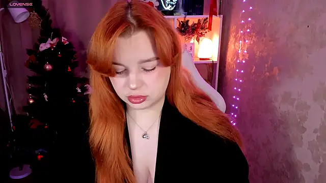  Lisa x online show from January 18, 1:40 pm