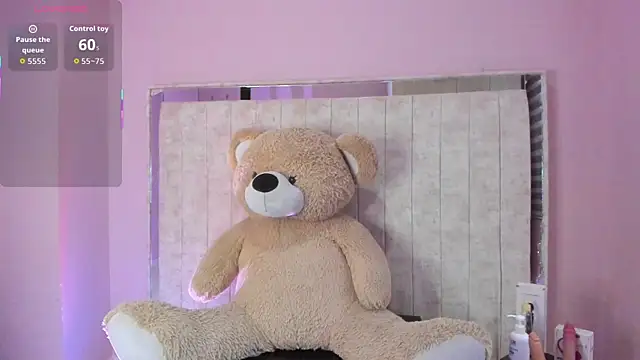 Danna 777  online show from November 26, 10:00 pm