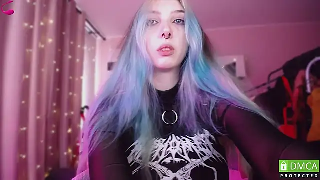 JustMeowGirl online show from April 13, 6:03 am