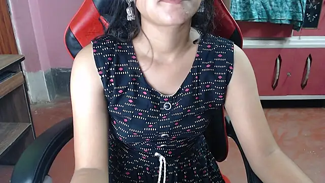 Snapshot of Angel_Alison_ chatting on October 17, 6:44 pm Angel Alison  online show from October 17, 6:44 pm