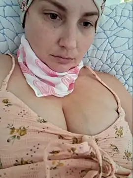 MilfyMrsRobinson online show from March 8, 2:43 pm