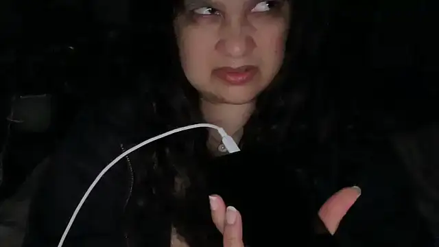 MelanieFawker online show from November 8, 2:05 am