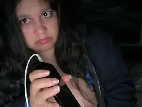 MelanieFawker online show from December 4, 5:21 am