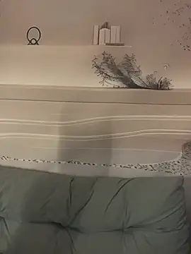 Eliza-E online show from February 1, 11:36 pm