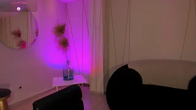 AliceHarper  online show from February 19, 10:52 pm